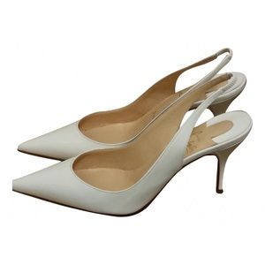 Authenticated Christian Louboutin White Patent Leather Heels 38 EU/ 7.5 US EUC